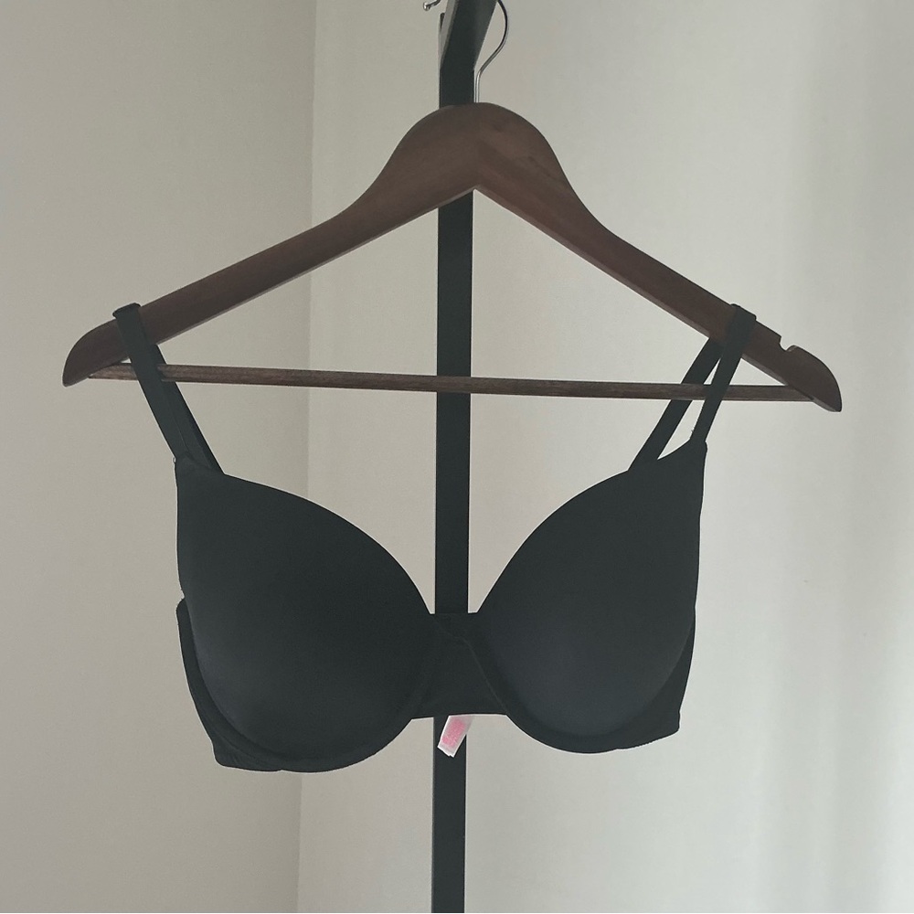 NWOT Victoria's Secret | Black Bra